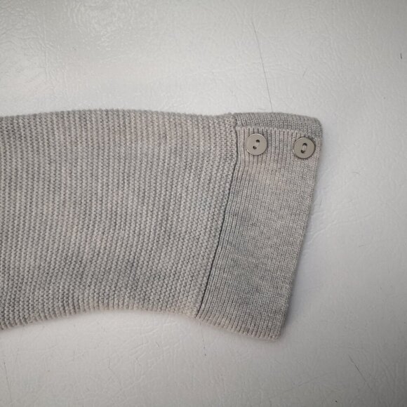 Talbots Ladies Size Medium Light Grey V-neck Round Hem Lightweight Sweater - Picture 7 of 10